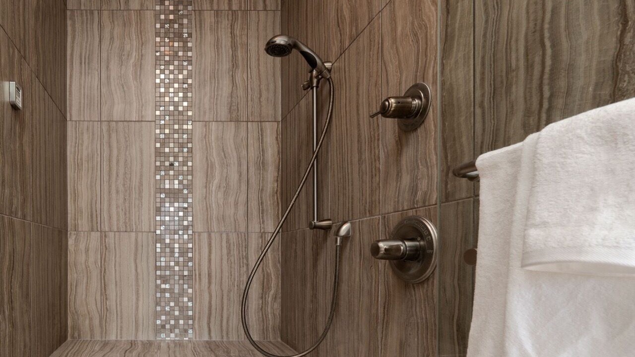 Photo of Bathroom in Banff Trail