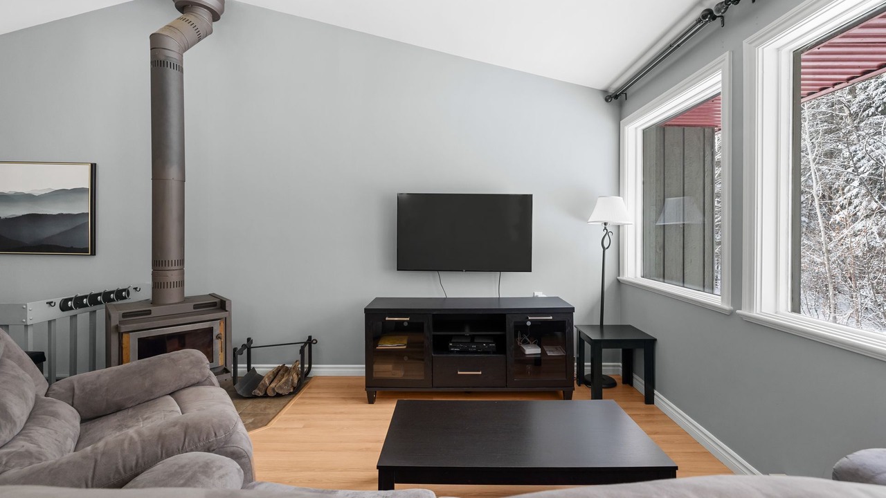 Photo of Livingroom in Stoneham