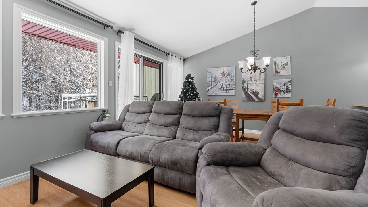 Photo of Livingroom in Stoneham