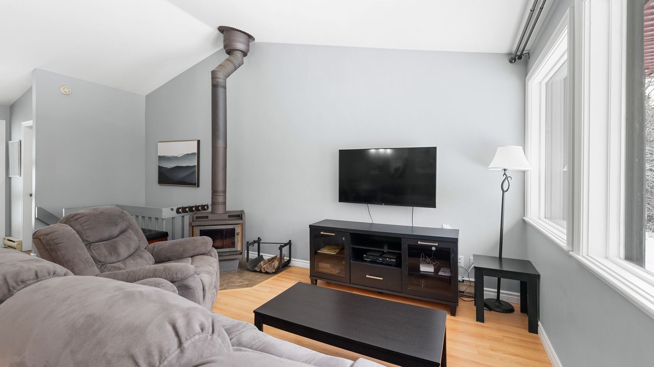 Photo of Livingroom in Stoneham