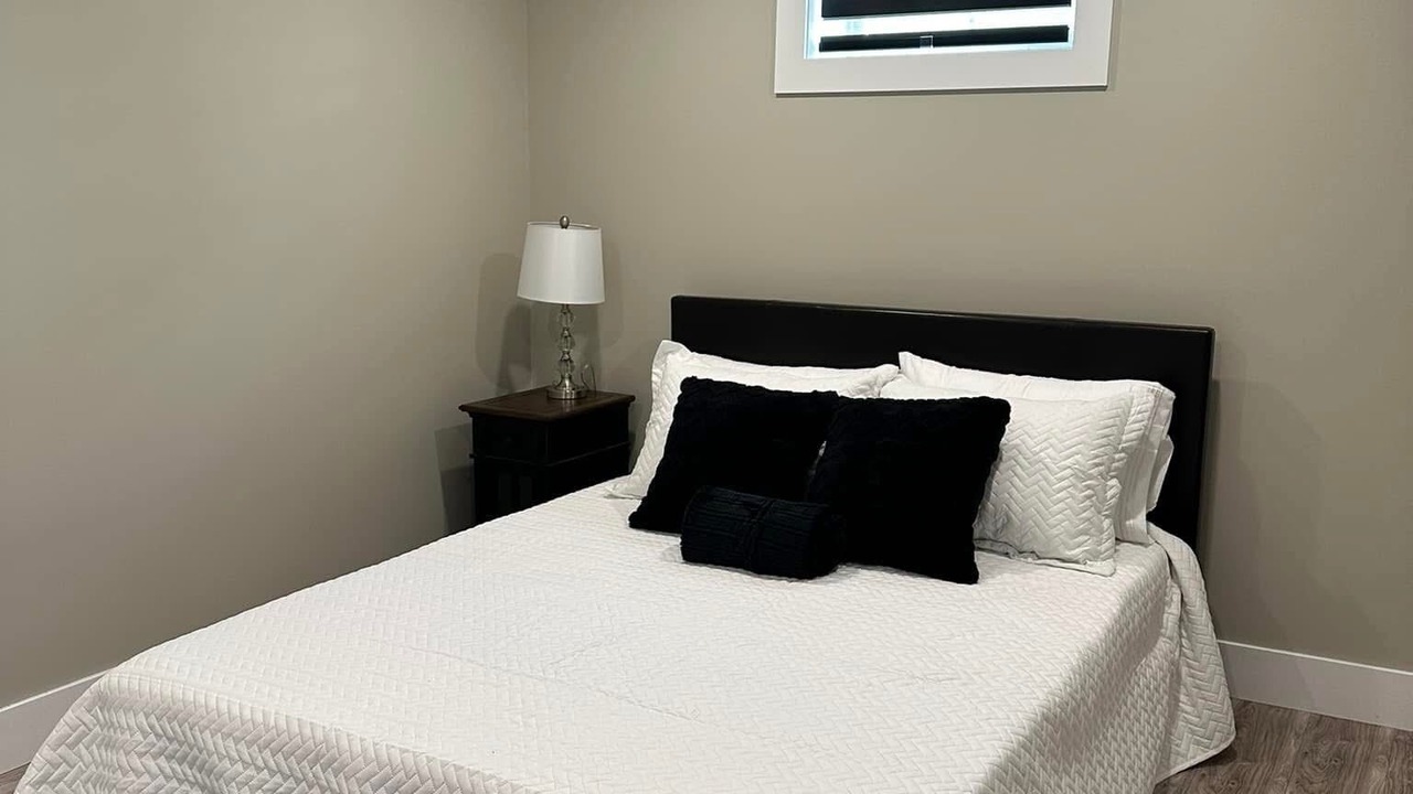 Photo of Bedroom in Montague