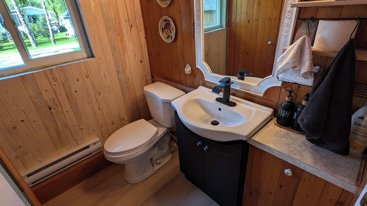 Photo of Bathroom in Dunnottar