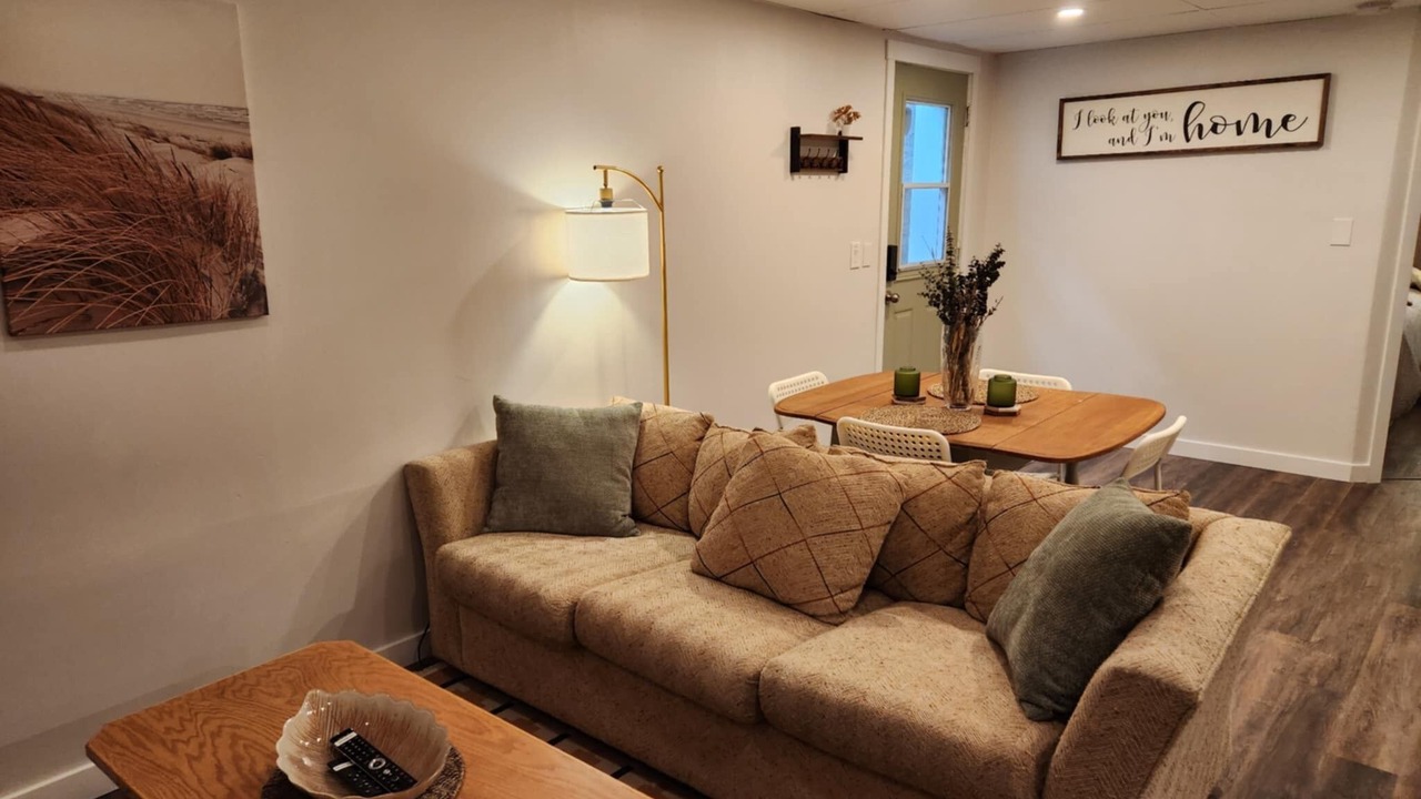 Photo of Livingroom in Central Okanagan