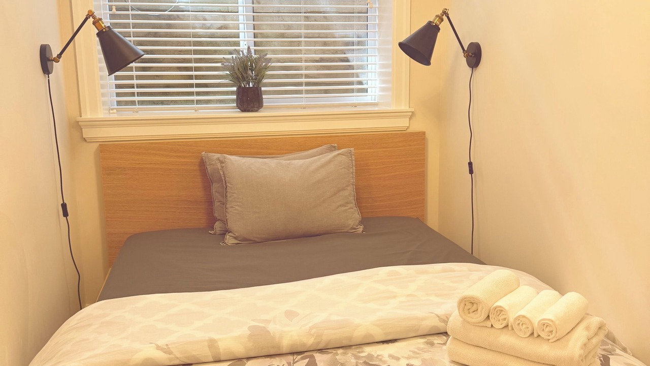 Photo of Bedroom in White Rock