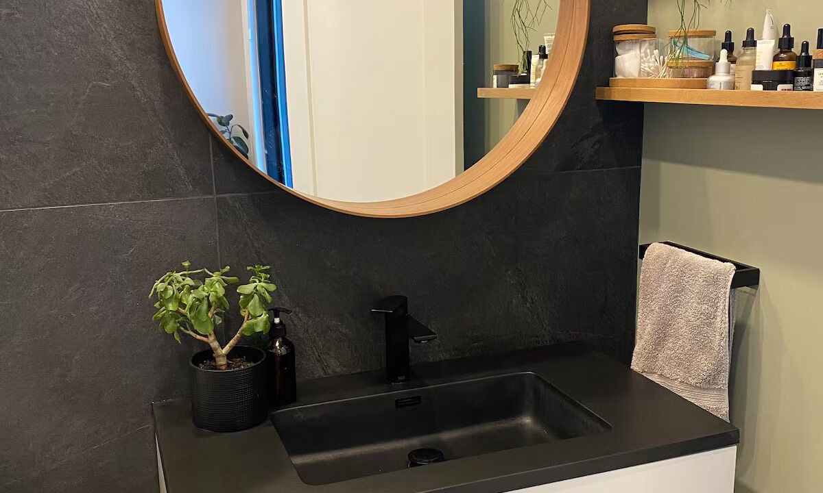 Photo of Bathroom in Orford