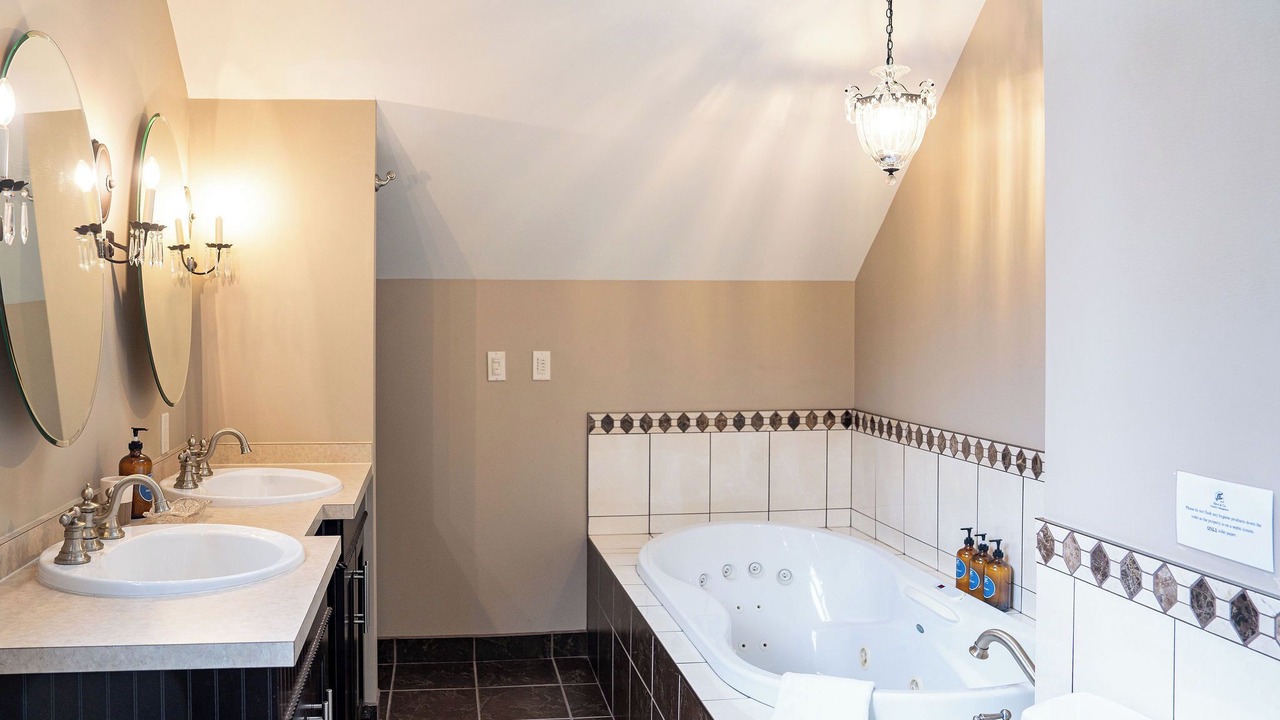 Photo of Bathroom in Revelstoke