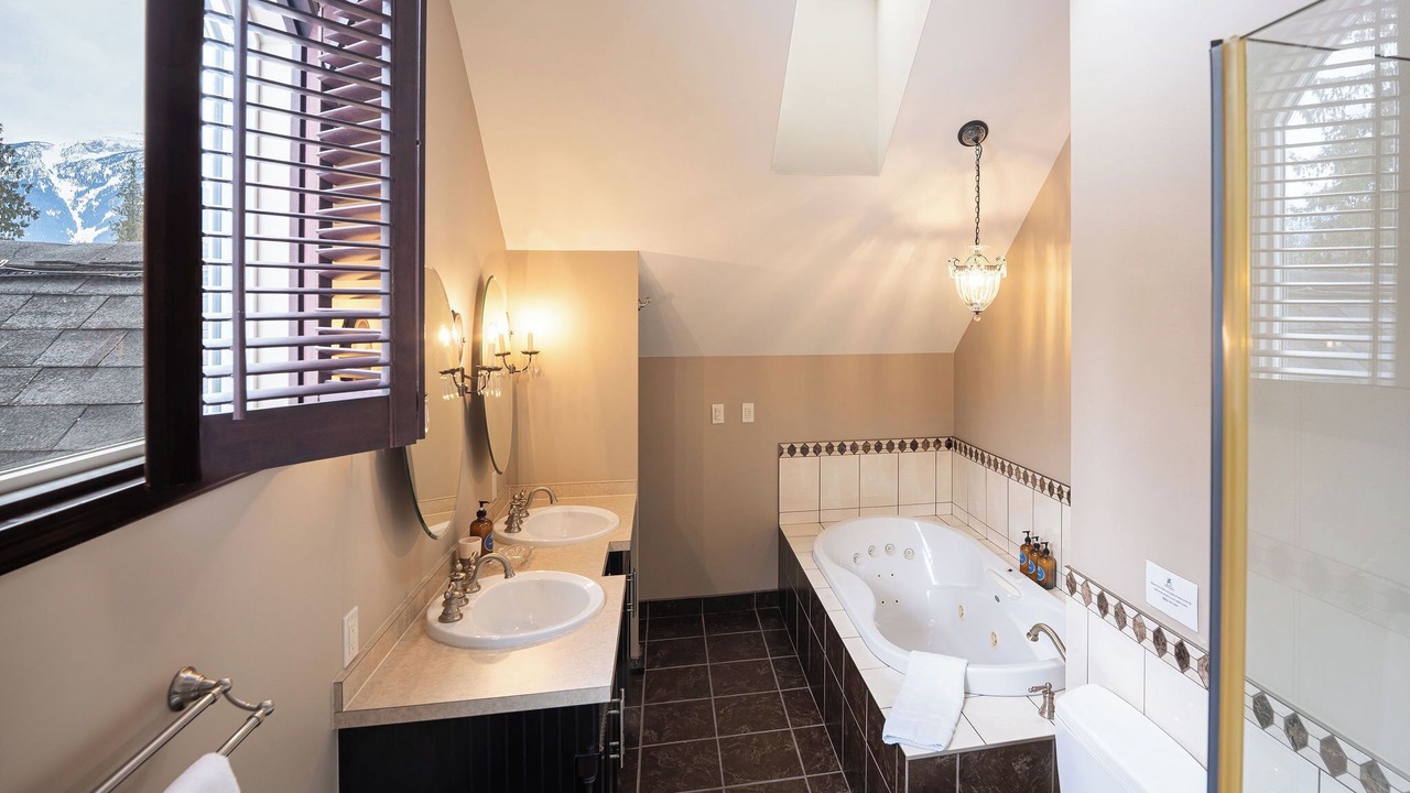 Photo of Bathroom in Revelstoke