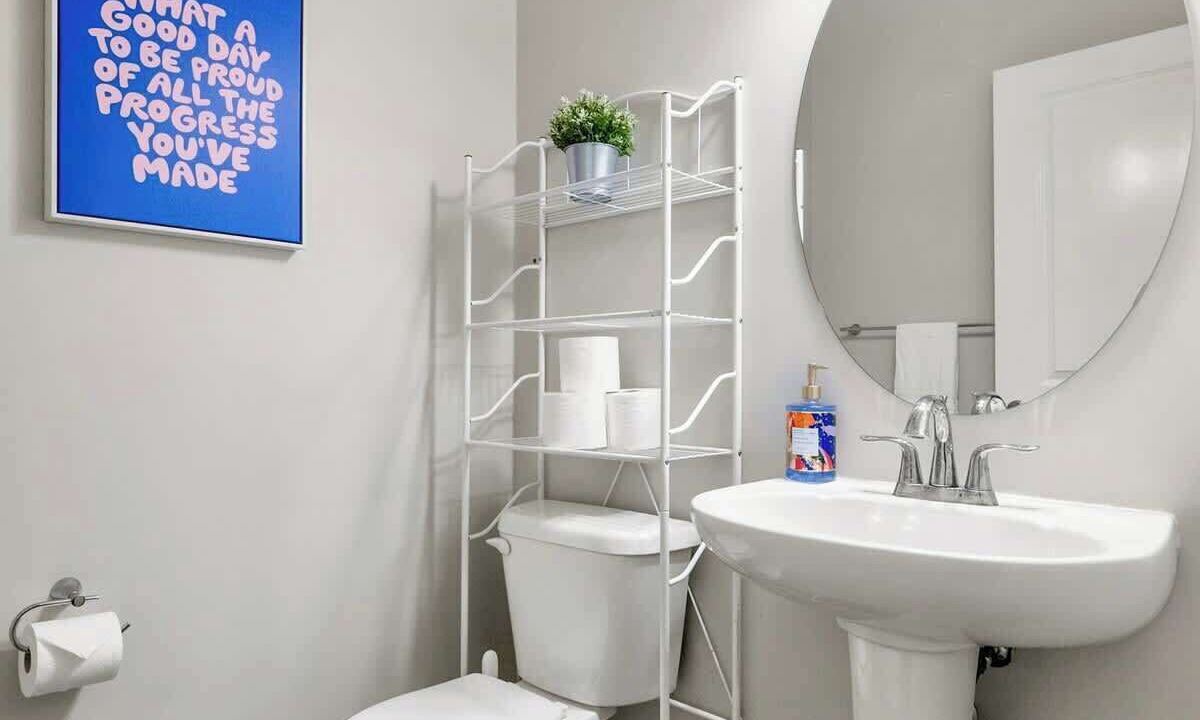 Photo of Bathroom in Symons Valley