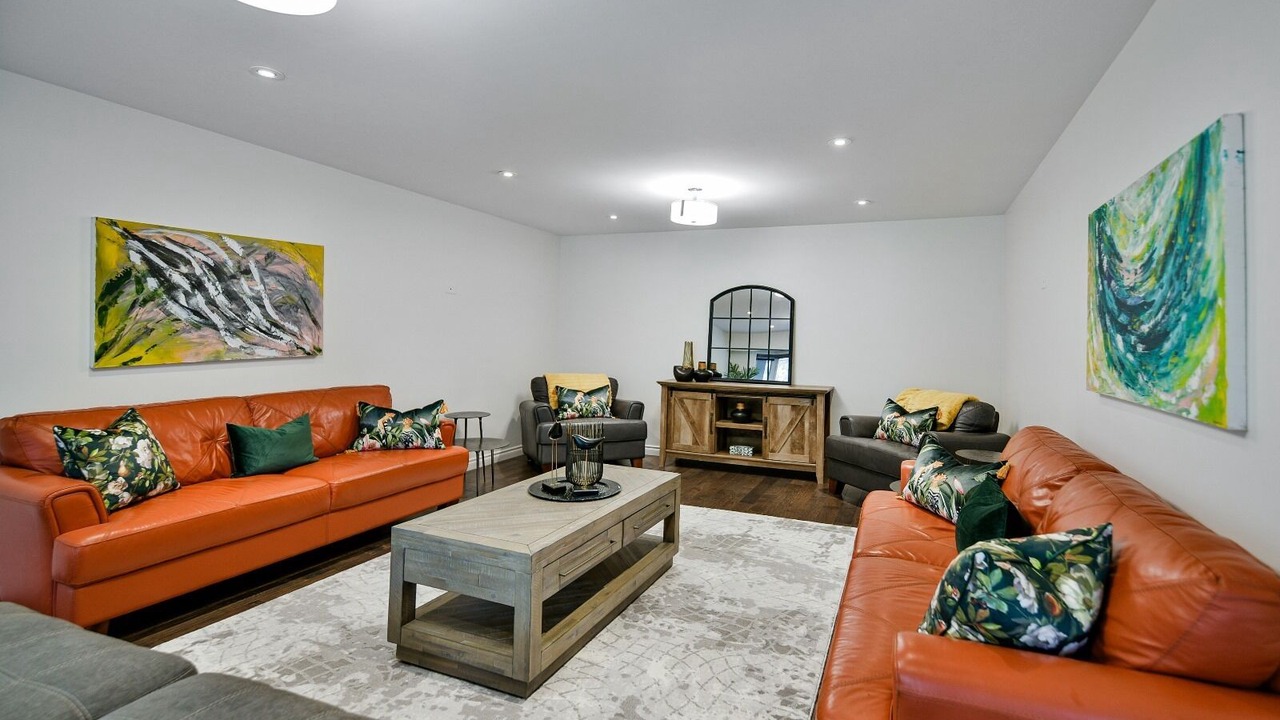 Photo of Livingroom in Tuxedo