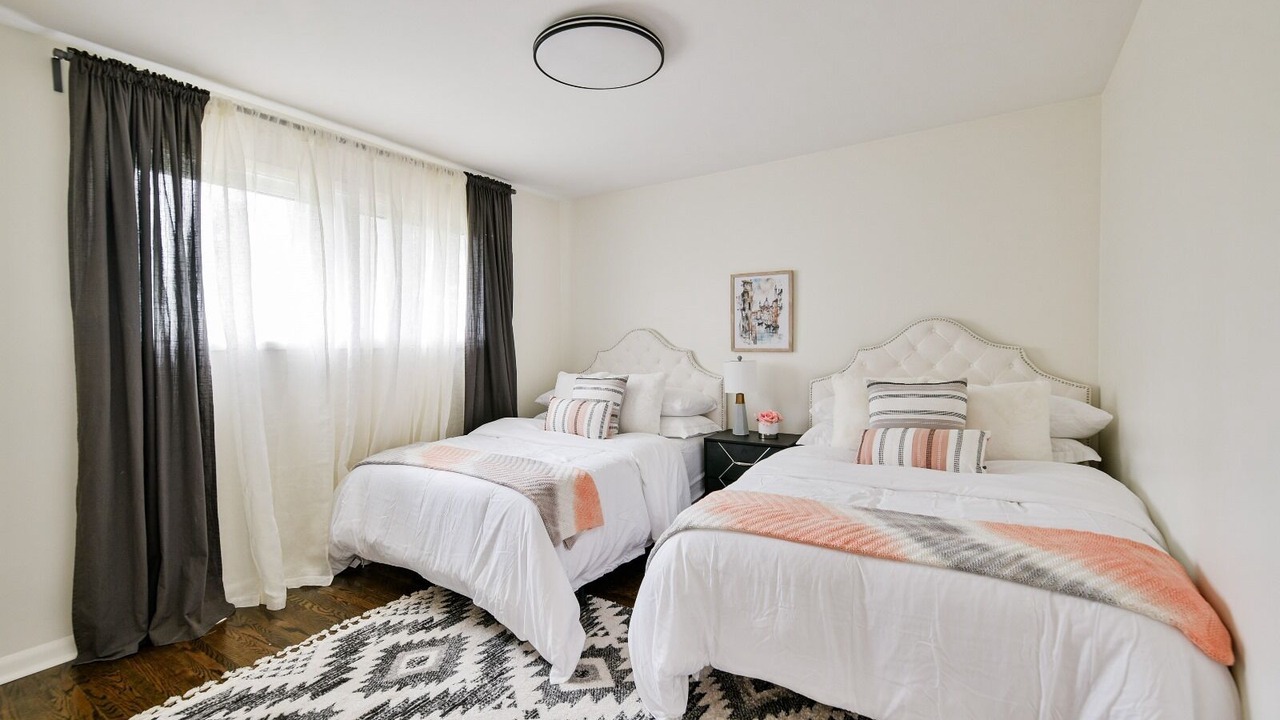 Photo of Bedroom in Tuxedo
