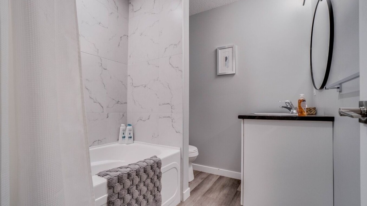 Photo of Bathroom in North Central Edmonton