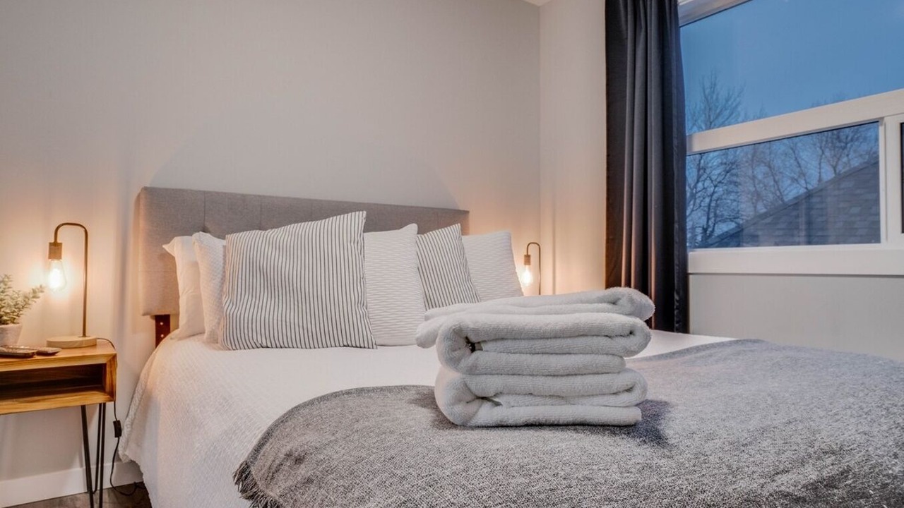 Photo of Bedroom in North Central Edmonton