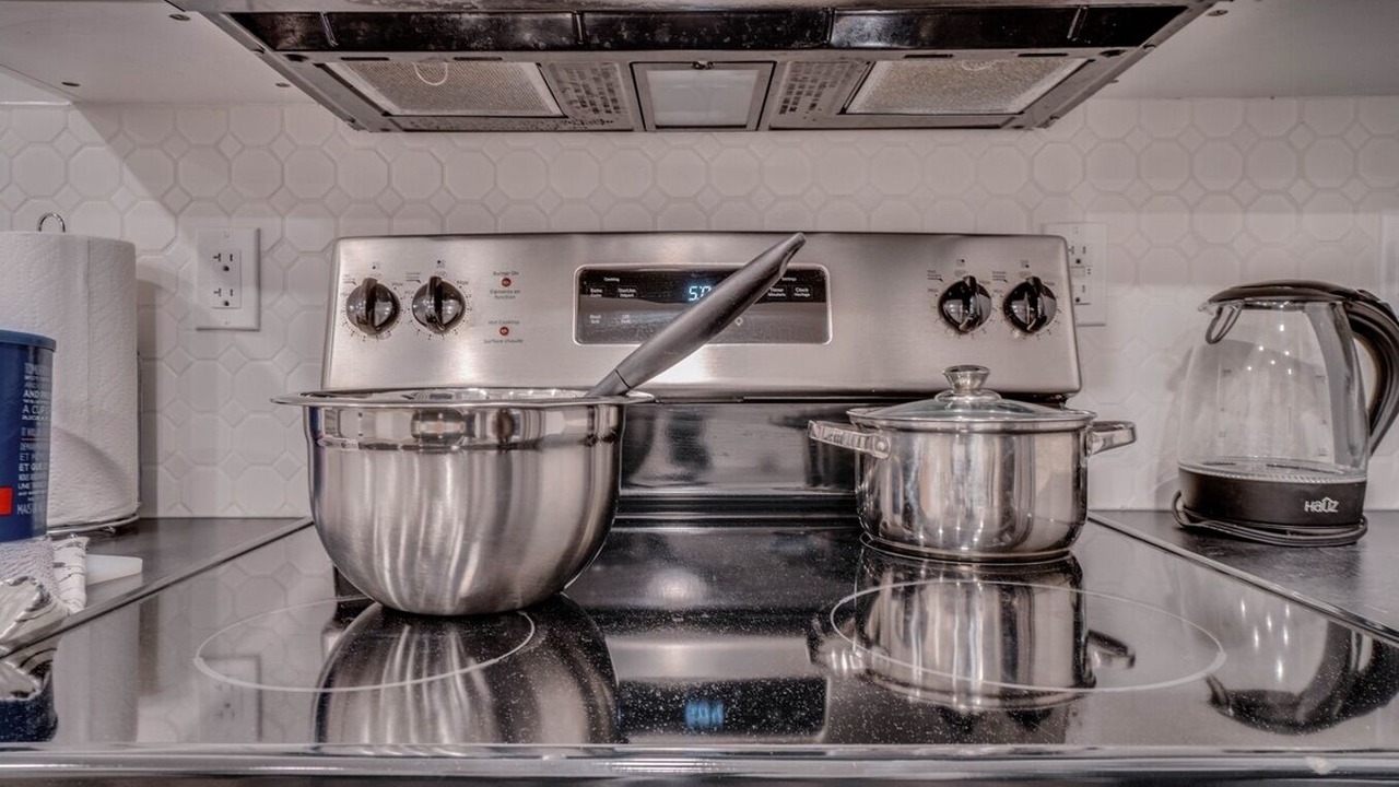 Photo of Kitchen in North Central Edmonton