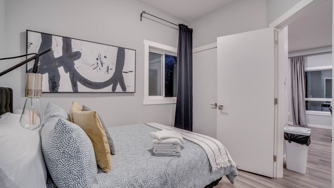 Photo of Bedroom in North Central Edmonton