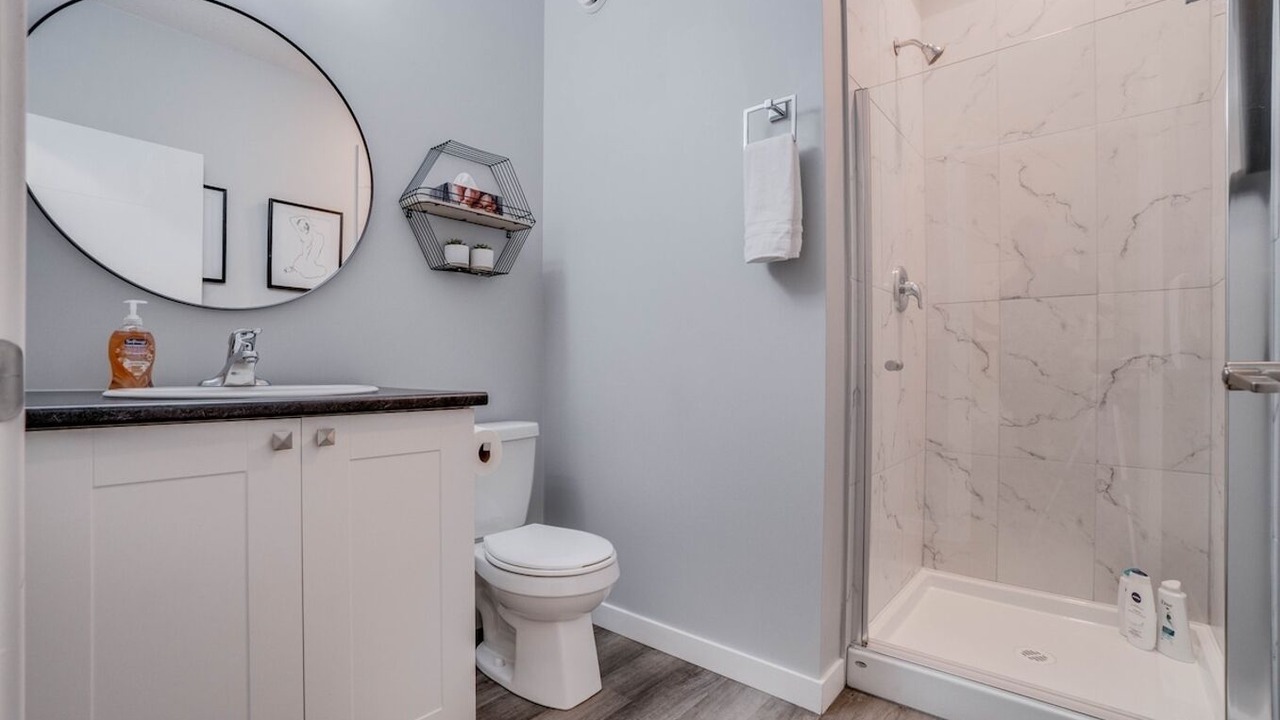 Photo of Bathroom in North Central Edmonton