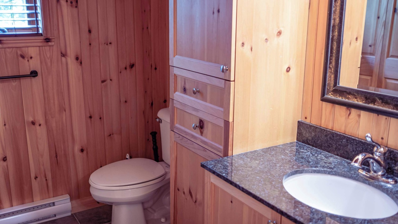Photo of Bathroom in Saint-Philemon