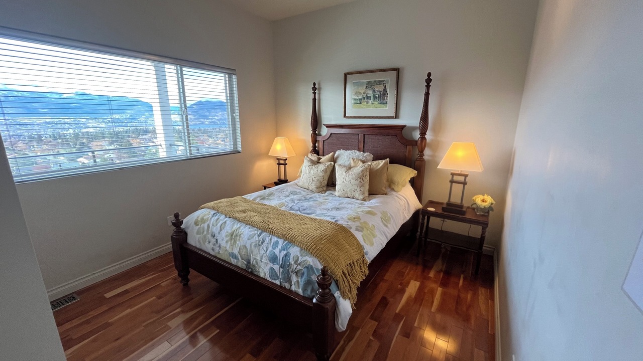Photo of Bedroom in Okanagan-Similkameen