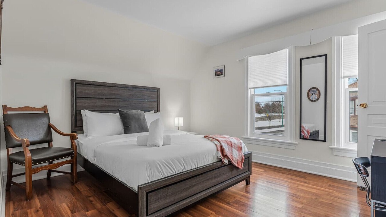 Photo of Bedroom in Niagara Falls
