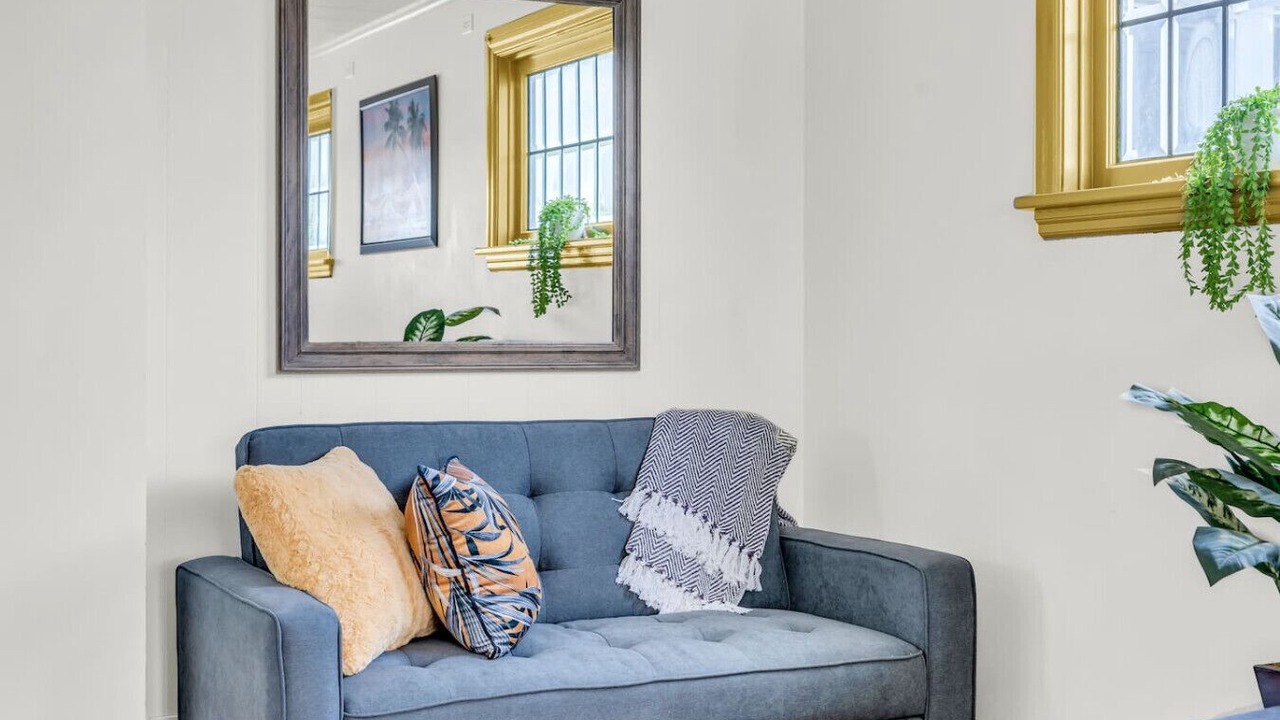 Photo of Livingroom in Niagara Falls