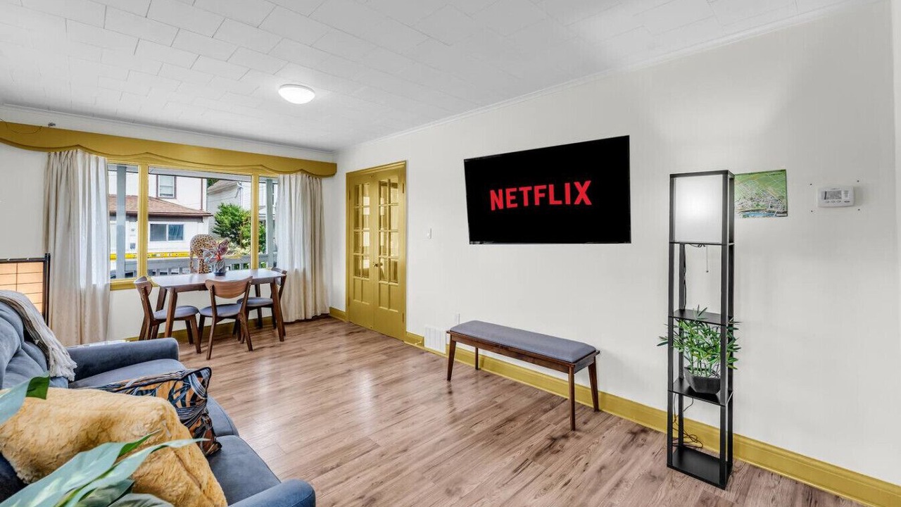 Photo of Livingroom in Niagara Falls