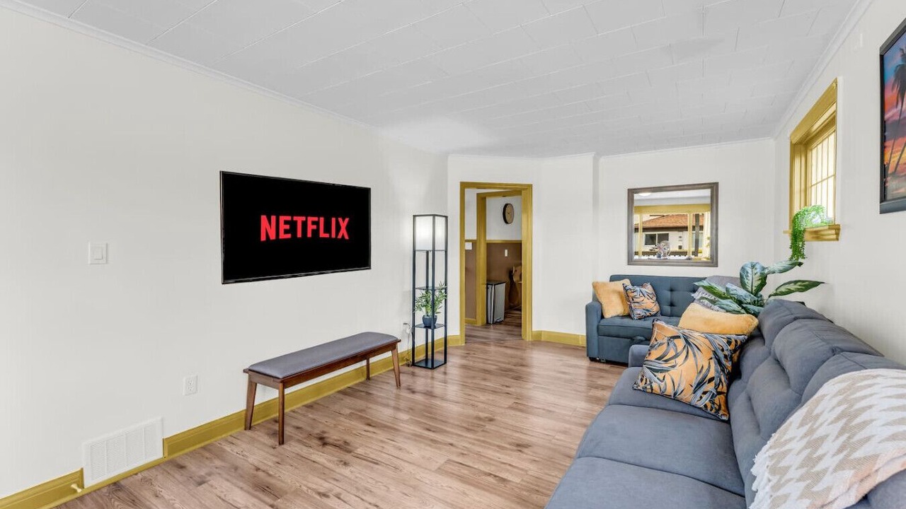 Photo of Livingroom in Niagara Falls