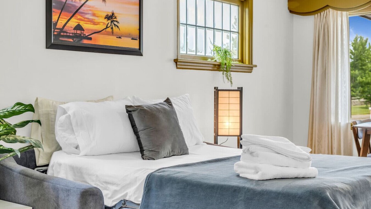 Photo of Bedroom in Niagara Falls