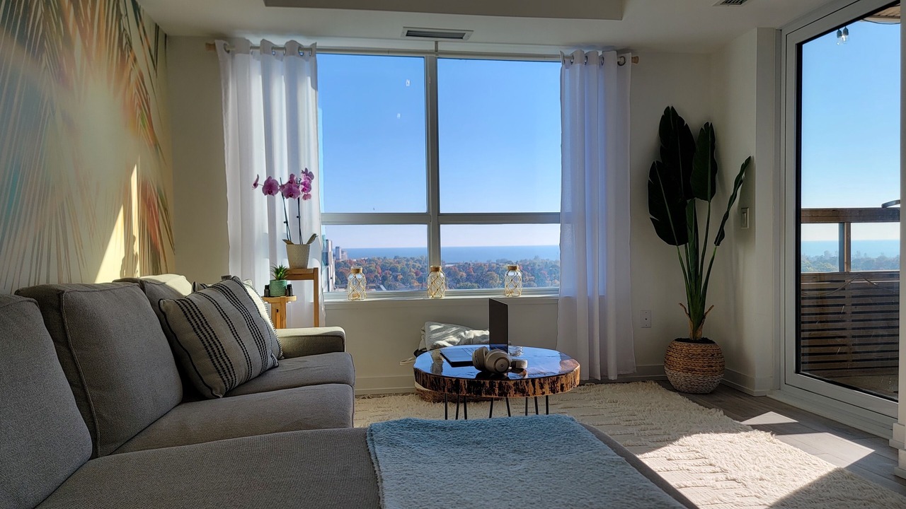 Photo of Livingroom in Pickering