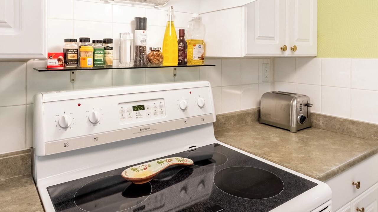 Photo of Kitchen in Northeast Edmonton