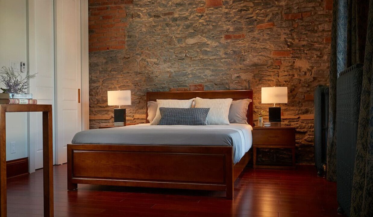 Photo of Bedroom in Belleville