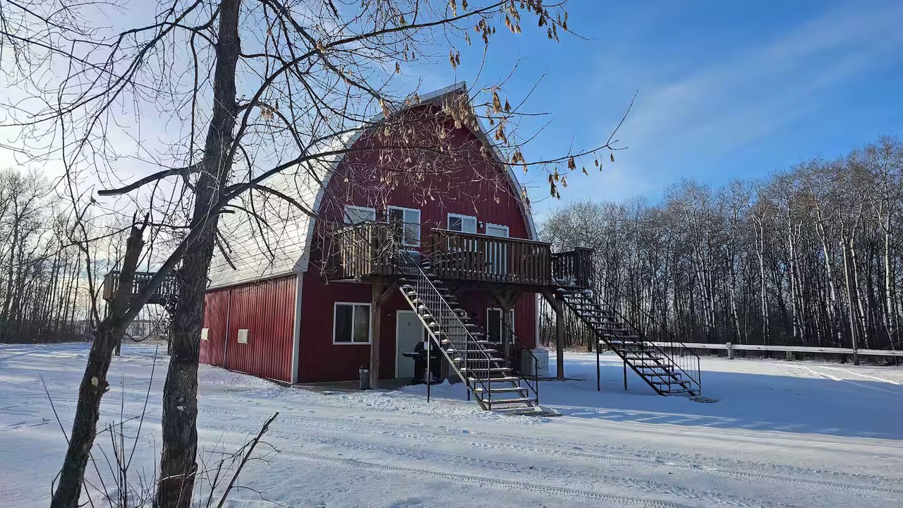Photo of Outdoor in Division No. 16