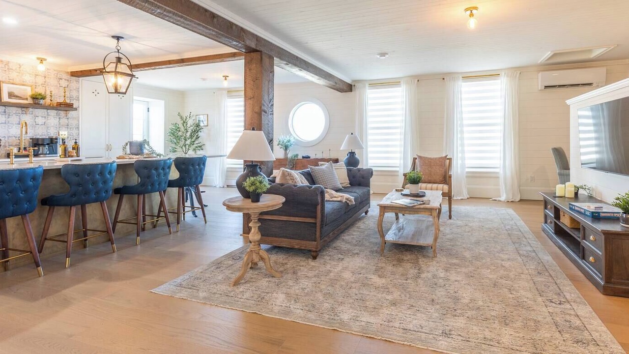 Photo of Livingroom in Yarmouth