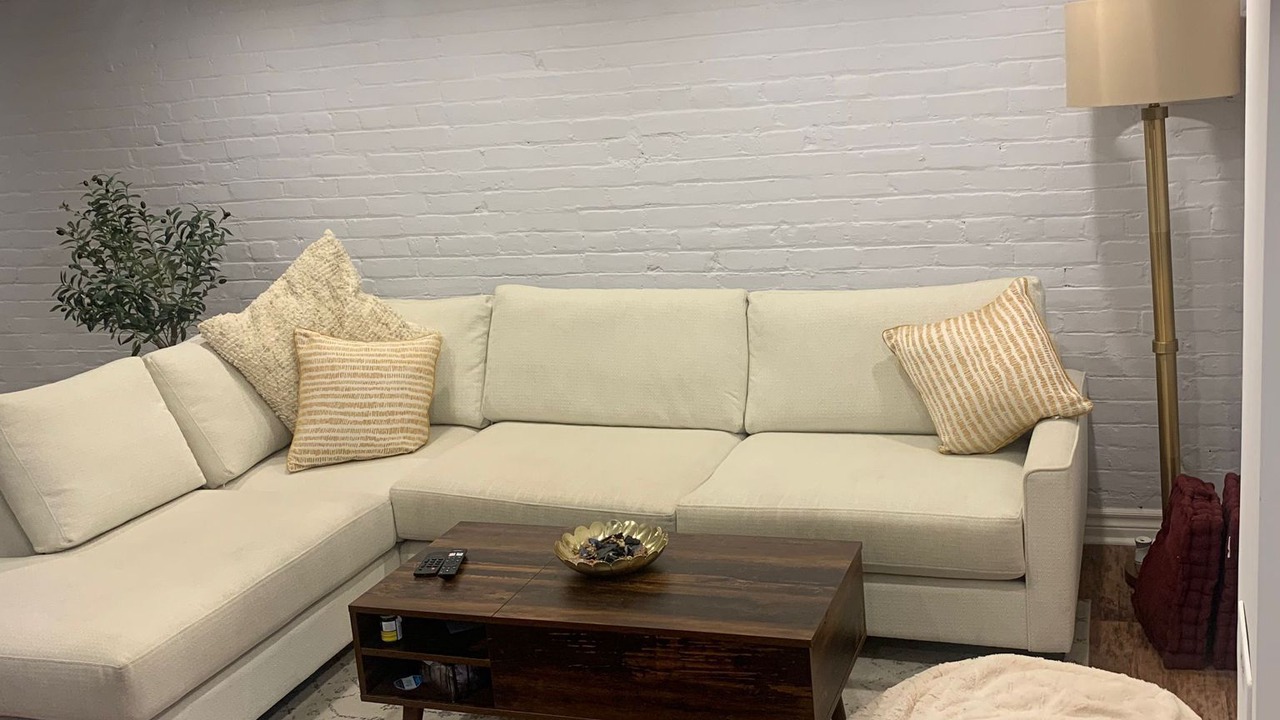 Photo of Livingroom in Beach Hill