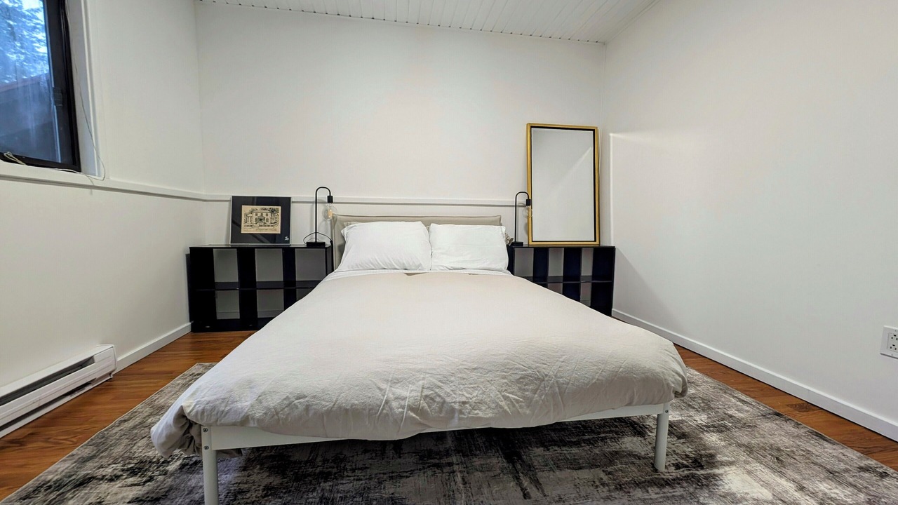 Photo of Bedroom in Courtenay