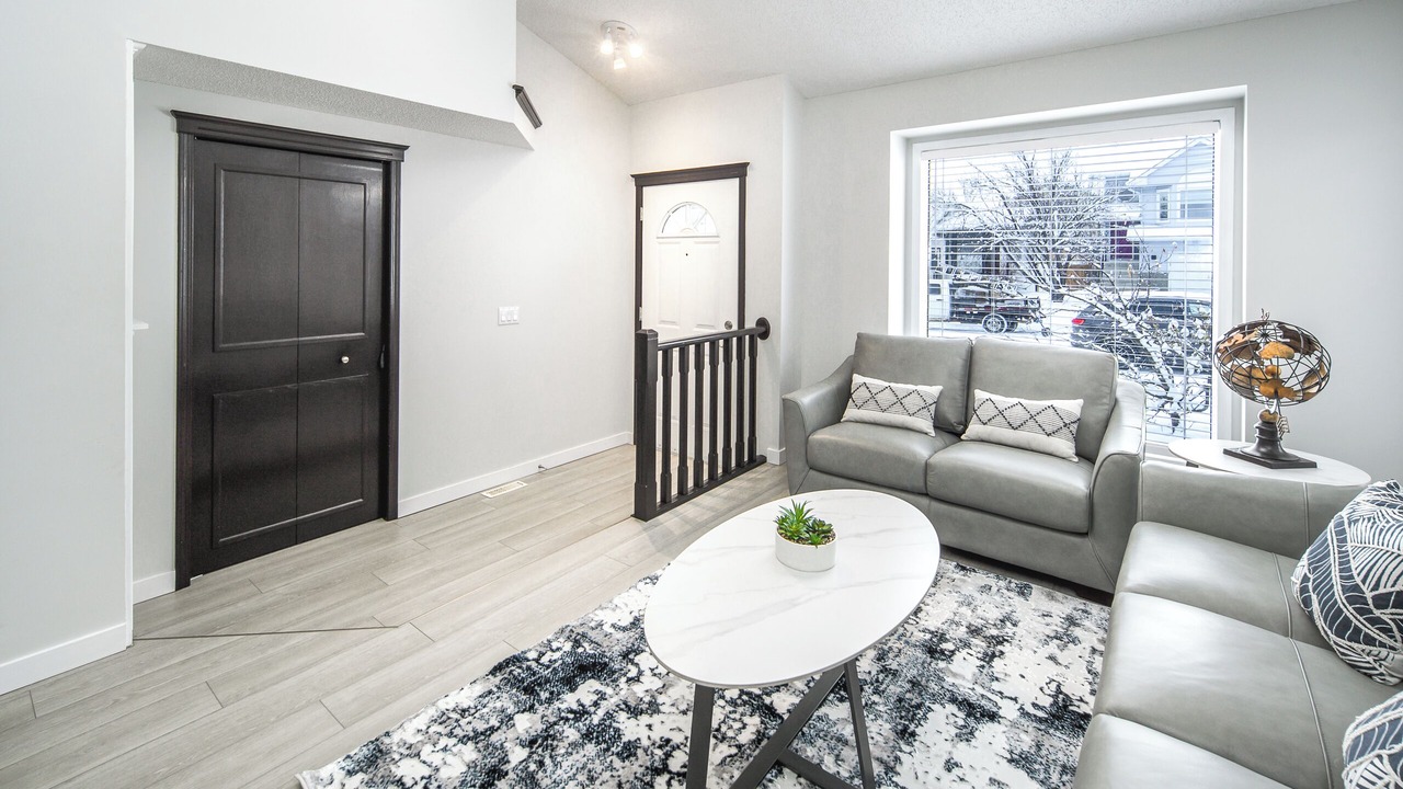 Photo of Livingroom in Northwest Calgary