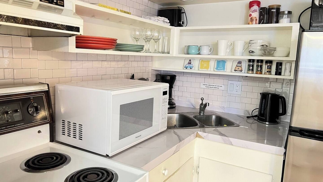 Photo of Kitchen in West Vancouver