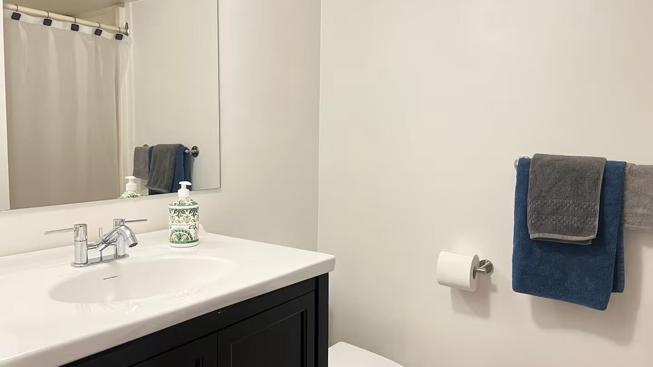 Photo of Bathroom in West Vancouver