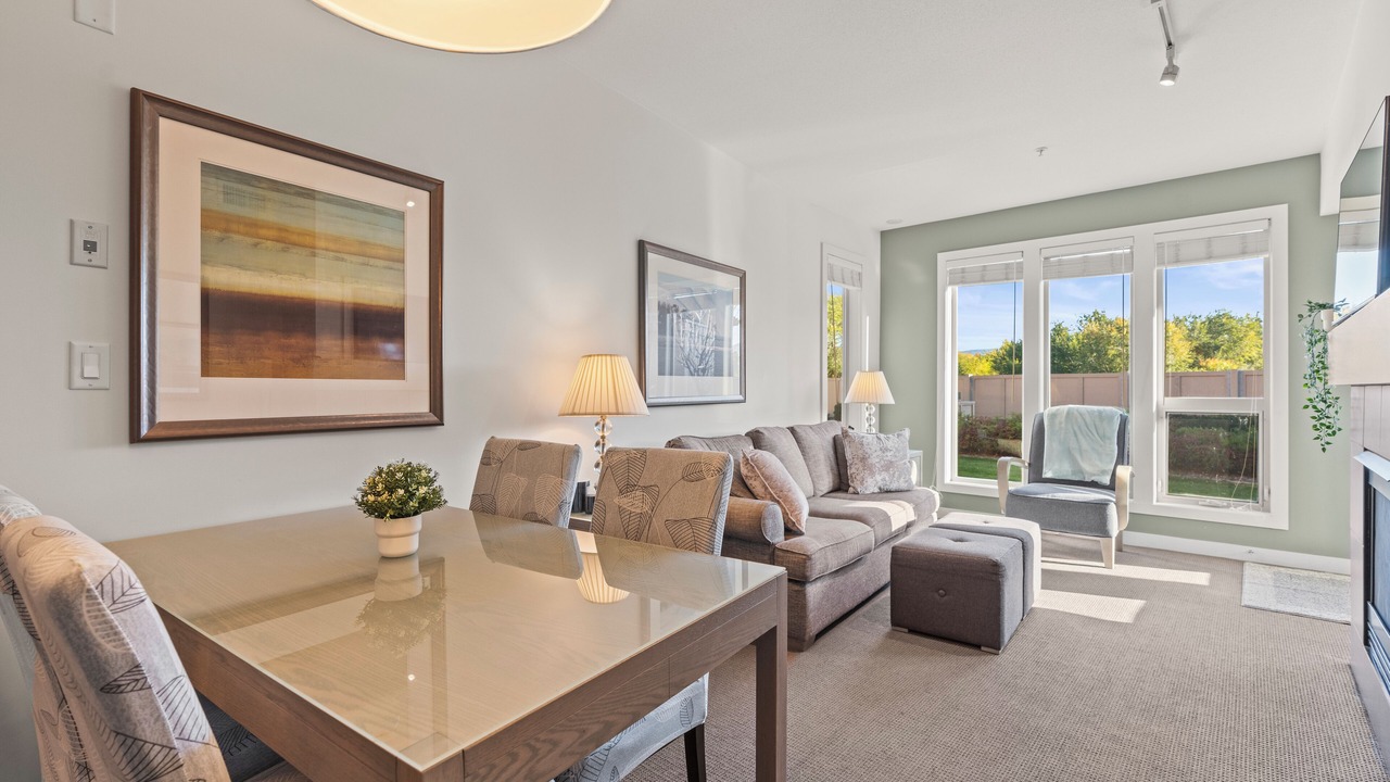 Photo of Livingroom in Vernon