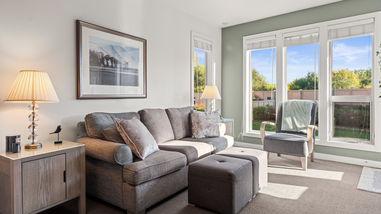 Photo of Livingroom in Vernon