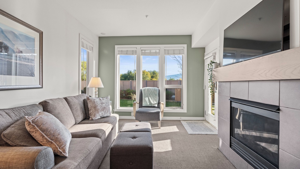 Photo of Livingroom in Vernon