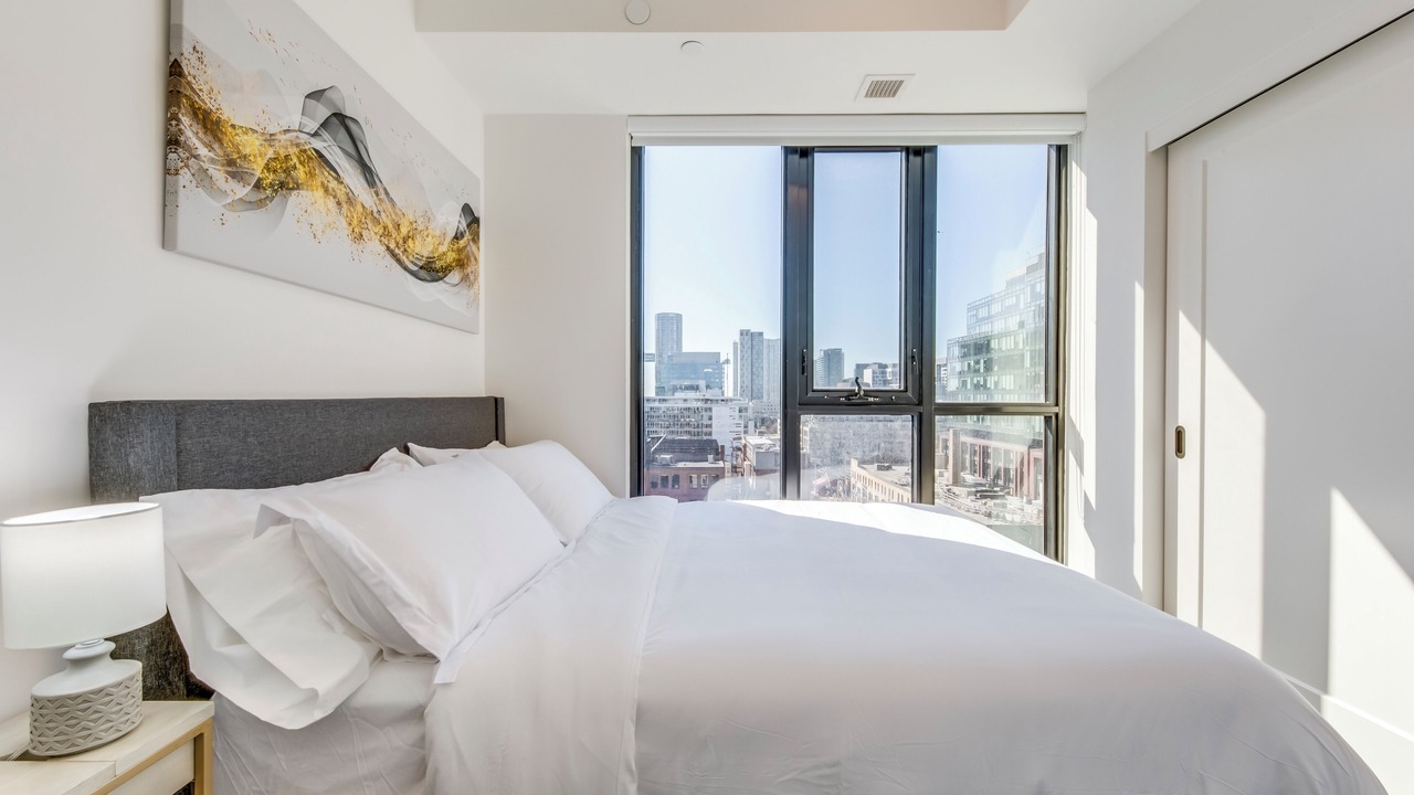 Photo of Bedroom in Fashion District