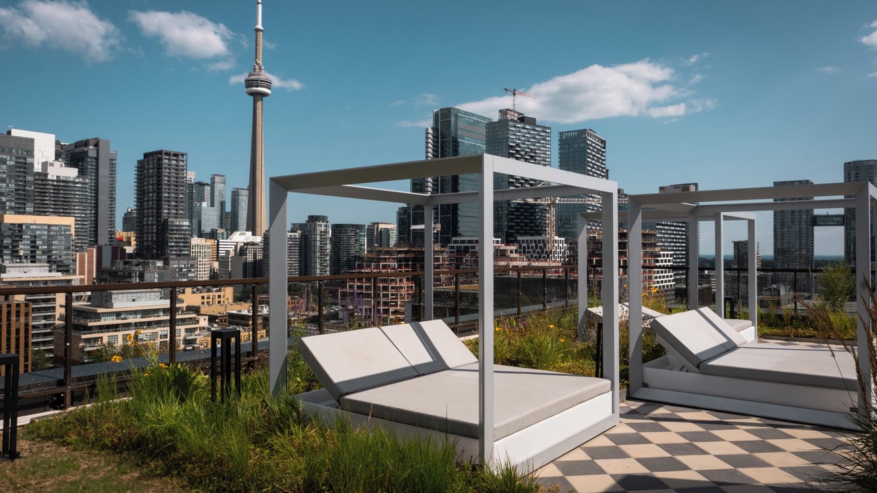 Photo of Patio Balcony in Fashion District