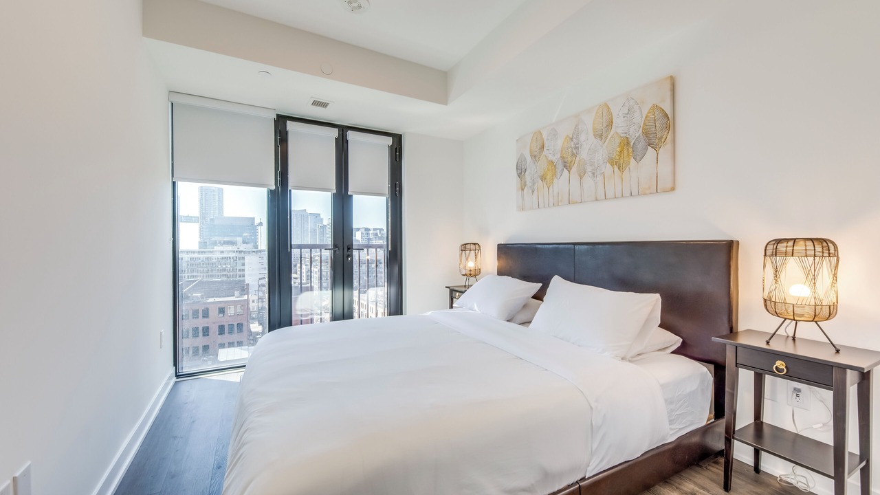 Photo of Bedroom in Fashion District