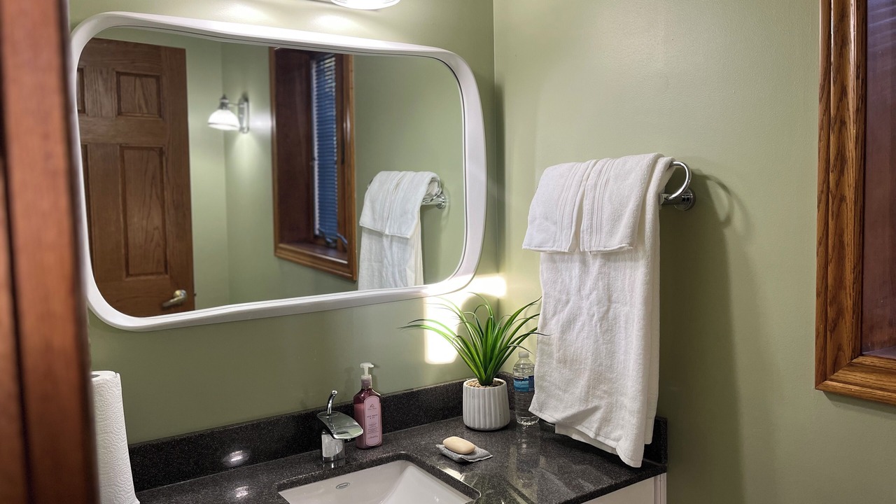Photo of Bathroom in West Lincoln
