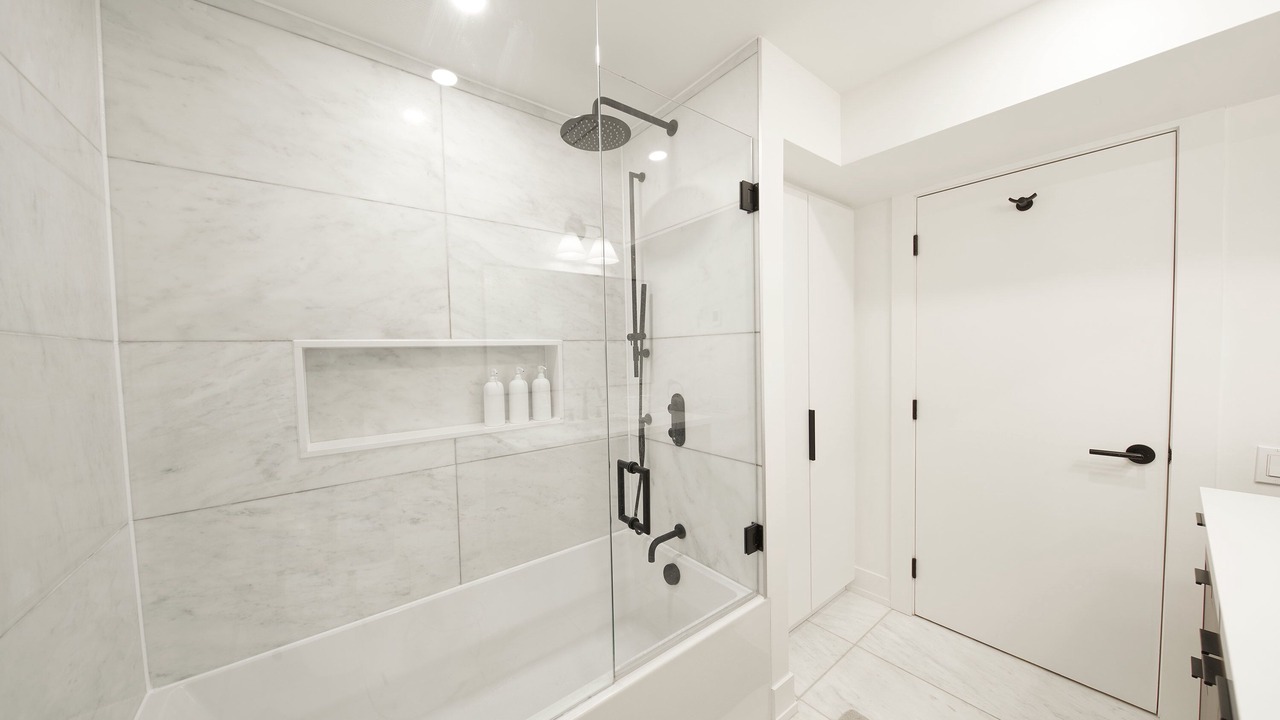 Photo of Bathroom in Broadview North