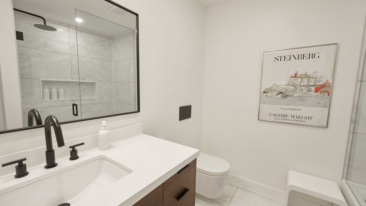 Photo of Bathroom in Broadview North