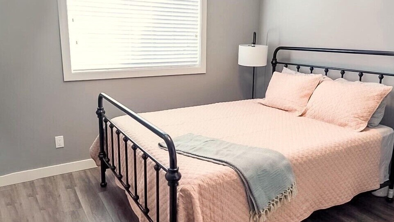 Photo of Bedroom in Okanagan-Similkameen