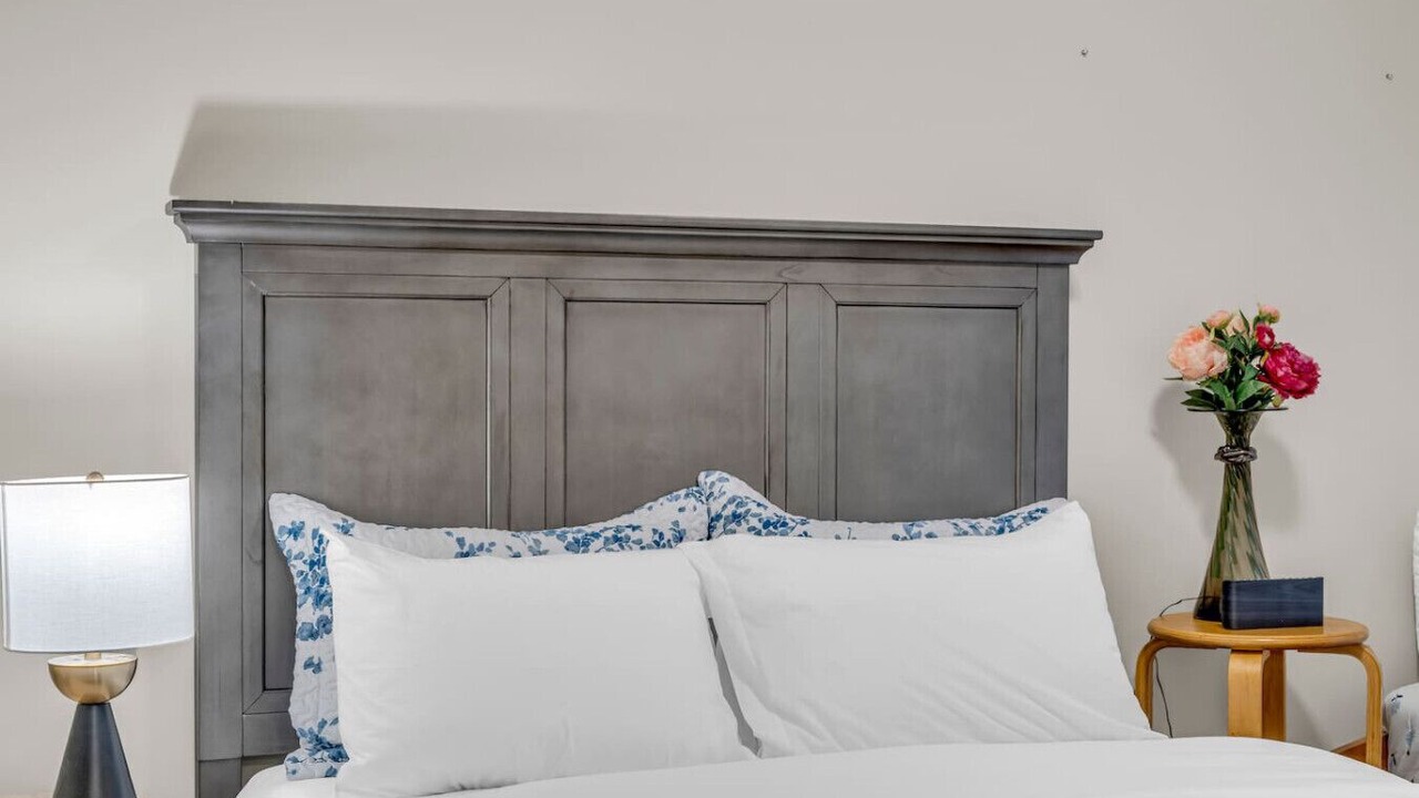 Photo of Bedroom in Niagara Falls