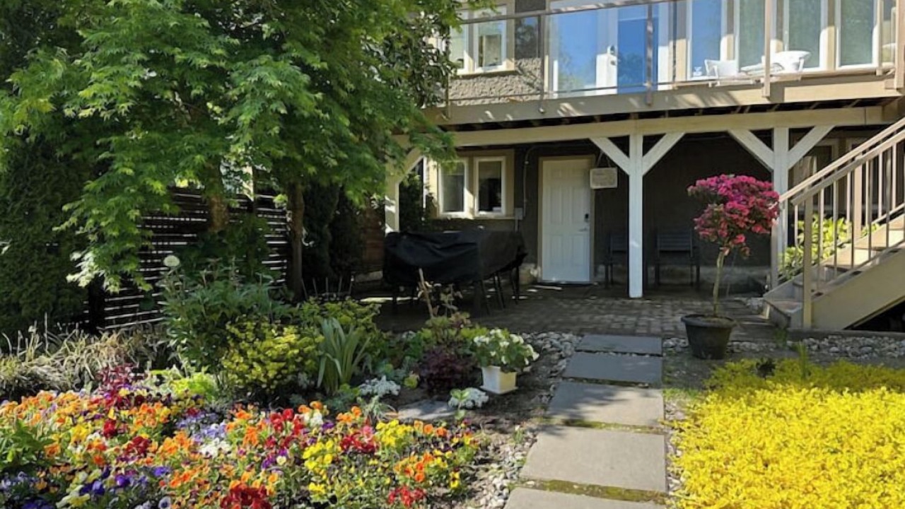 Photo of Outdoor in Arbutus Ridge