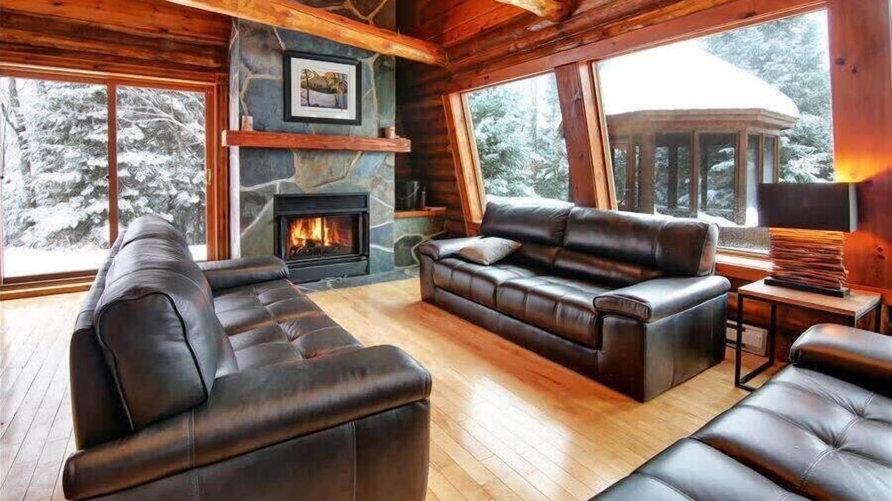 Photo of Livingroom in St-Adolphe-d'Howard