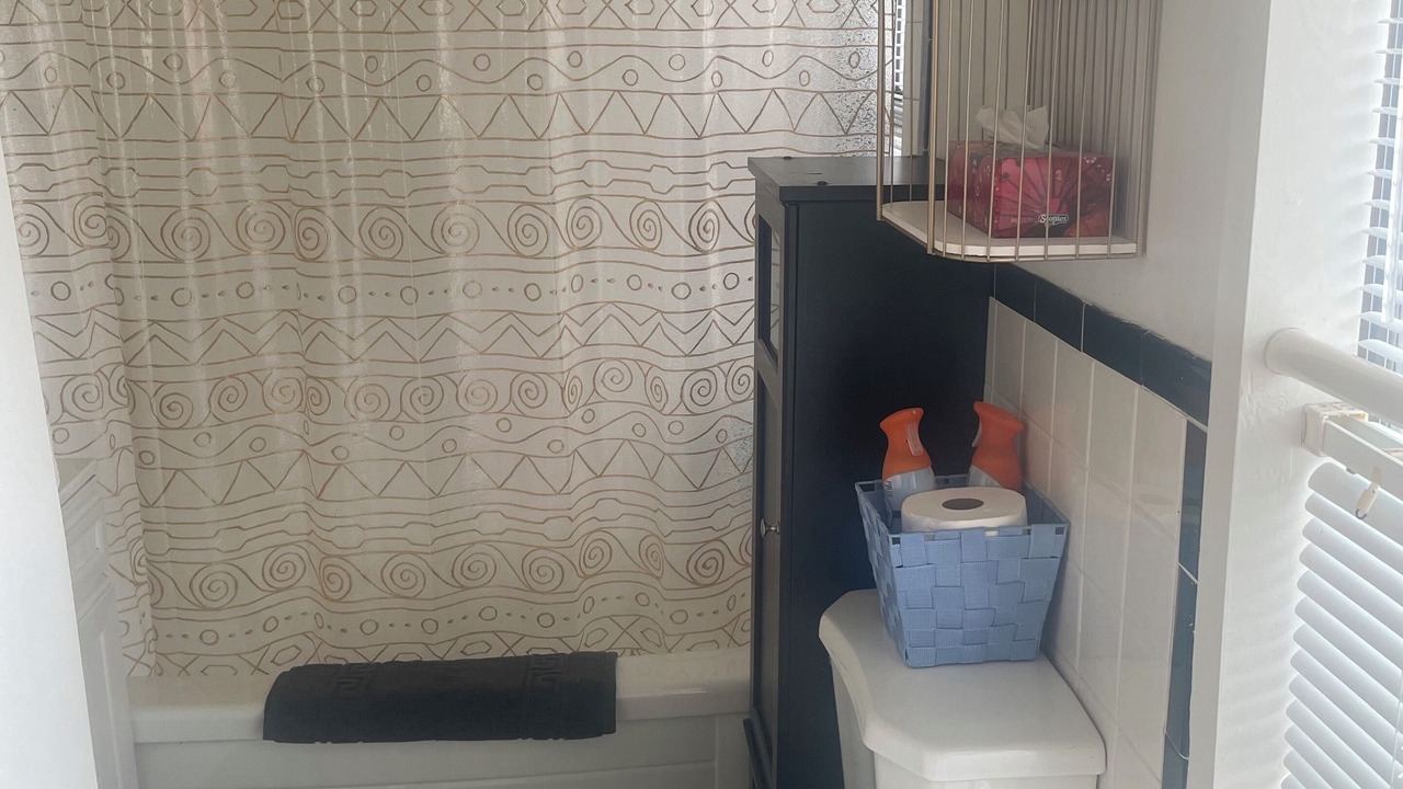 Photo of Bathroom in Waubaushene